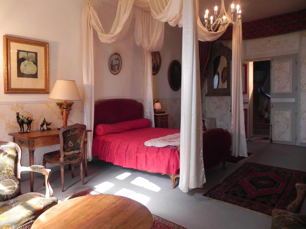 Chateau Du Bois Glaume Poligné Kamer foto
